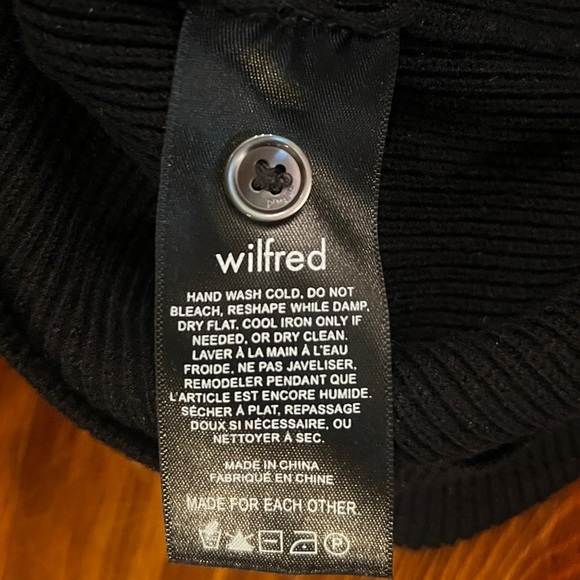 WILFRED ARITZIA Cove Black Sweater Button Down Dress - Picture 11 of 12